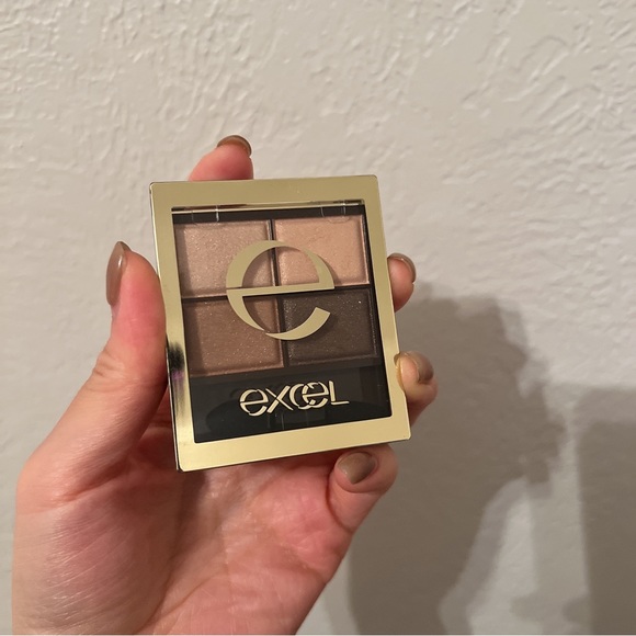 Excel Nude Eyeshadow Palette - Picture 2 of 2